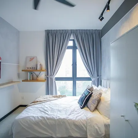Neu Suites Ampang Near Lrt Jelatek Kuala Lumpur Exterior photo