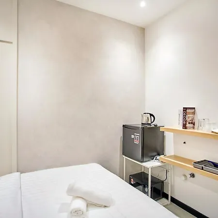 Neu Suites Ampang Near Lrt Jelatek Kuala Lumpur Exterior photo
