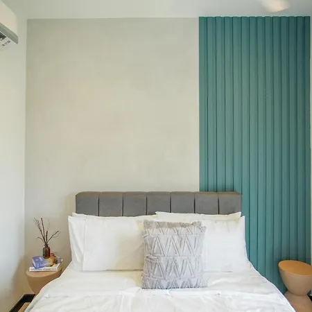 Neu Suites Ampang Near Lrt Jelatek Kuala Lumpur Exterior photo