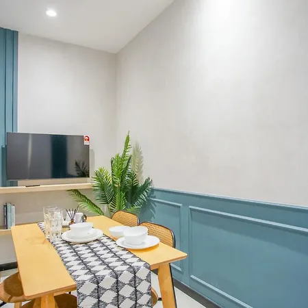 Neu Suites Ampang Near Lrt Jelatek Kuala Lumpur Exterior photo