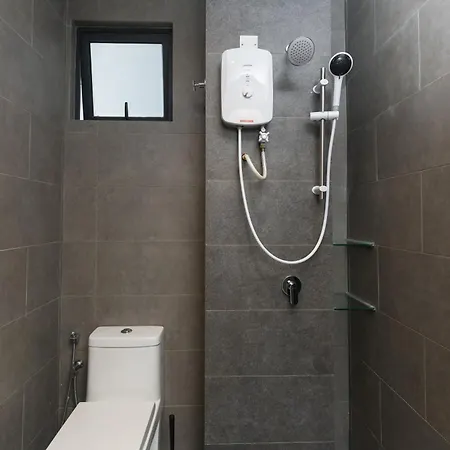 Neu Suites Ampang Near Lrt Jelatek Kuala Lumpur Exterior photo