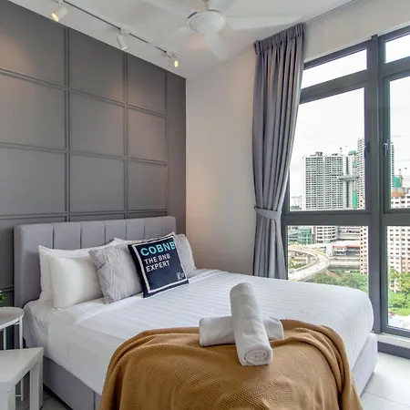 Neu Suites Ampang Near Lrt Jelatek Kuala Lumpur Exterior photo
