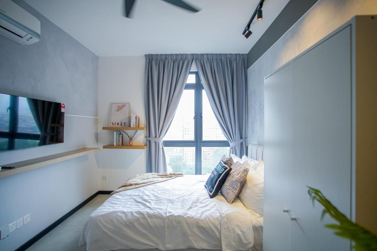 Apartment Neu Ampang Near Lrt Jelatek Kuala Lumpur